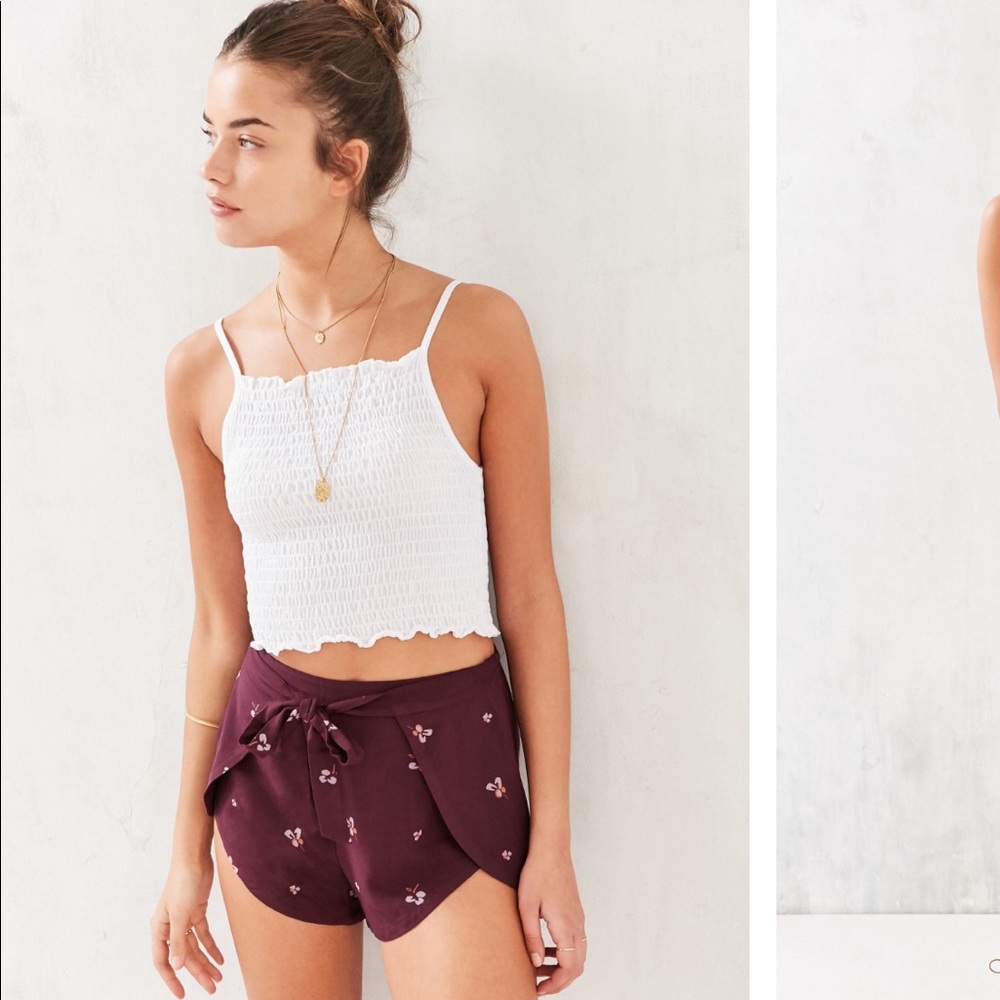 Urban Outfitters Kimchi Blue Wrap Shorts, Size 4